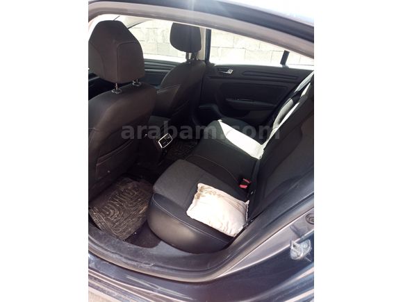 Sahibinden Renault Megane 1.3 TCe Touch 2024 Model