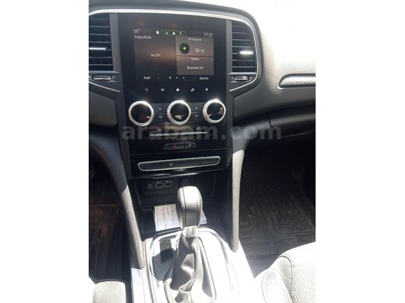 Sahibinden Renault Megane 1.3 TCe Touch 2024 Model