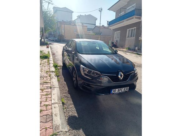 Sahibinden Renault Megane 1.3 TCe Touch 2024 Model
