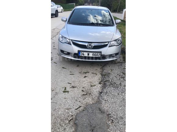 Sahibinden Honda Civic 1.6i VTEC Dream 2010 Model 