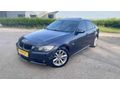 Tertemiz BMW 320İ Premium Sanroflu İçi bej LPG'li Işık Paket