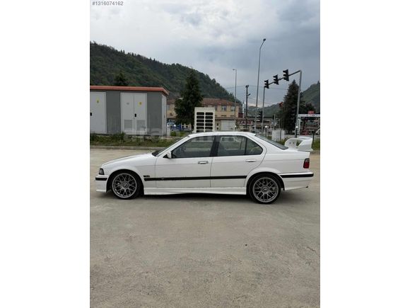 AUTO İFÖ'DEN BMW 320İ MANUEL EXTRALI DOLU TEMİZ
