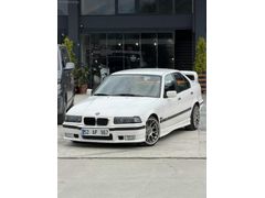 AUTO İFÖ'DEN BMW 320İ MANUEL EXTRALI DOLU TEMİZ