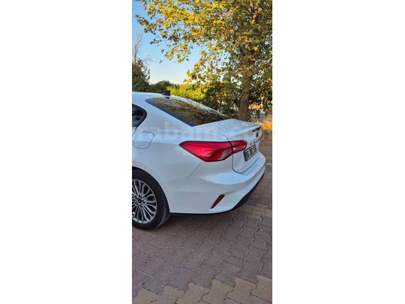 Sahibinden Ford Focus 1.6 TDCi Titanium 2021 Model 