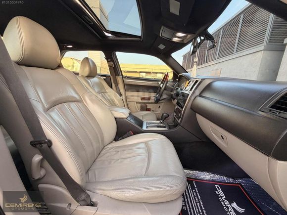 DEMİRBAŞ - CHRSYLER 300C 3.0 CRD KUSURSUZ