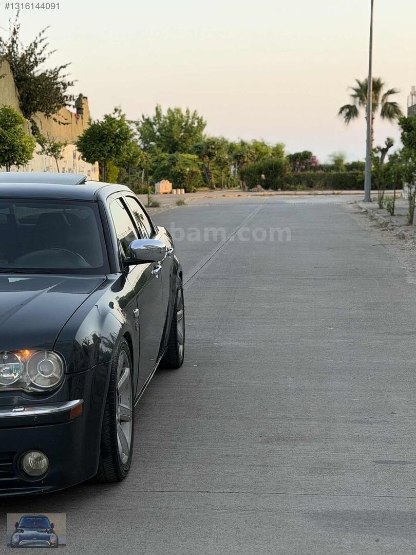 Galeriden Chrysler 300 C 3.0 CRD 2007 Model Antalya 326.500 km Mavi 3