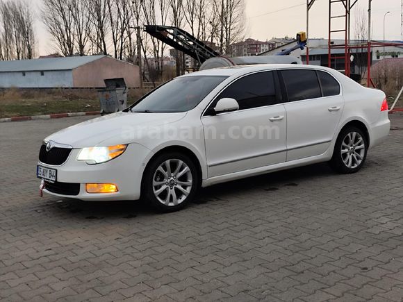 Sahibinden Skoda SuperB 1.6 TDI Elegance 2012 Model