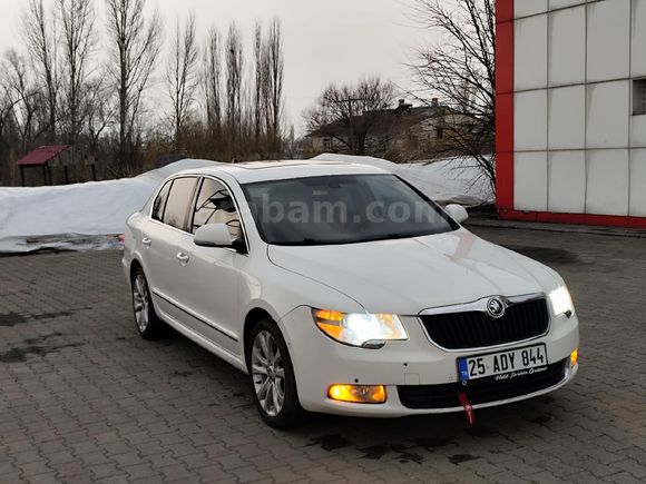 Sahibinden Skoda SuperB 1.6 TDI Elegance 2012 Model