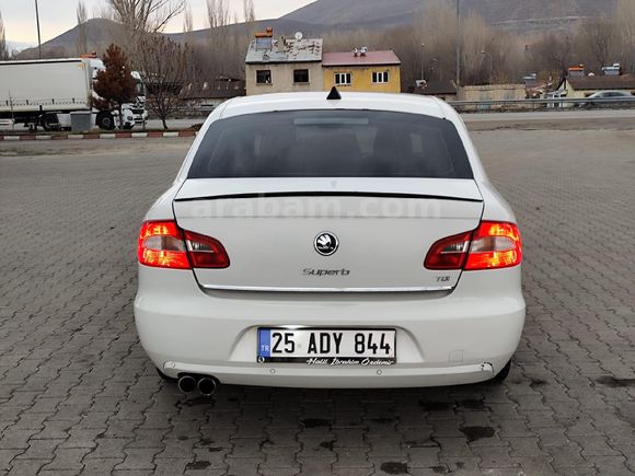 Sahibinden Skoda SuperB 1.6 TDI Elegance 2012 Model