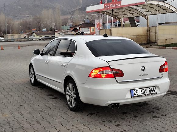 Sahibinden Skoda SuperB 1.6 TDI Elegance 2012 Model