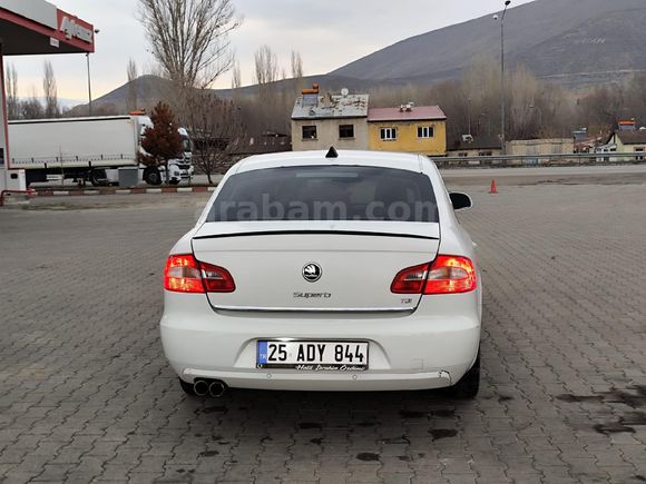 Sahibinden Skoda SuperB 1.6 TDI Elegance 2012 Model