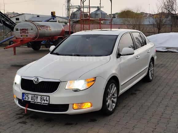 Sahibinden Skoda SuperB 1.6 TDI Elegance 2012 Model