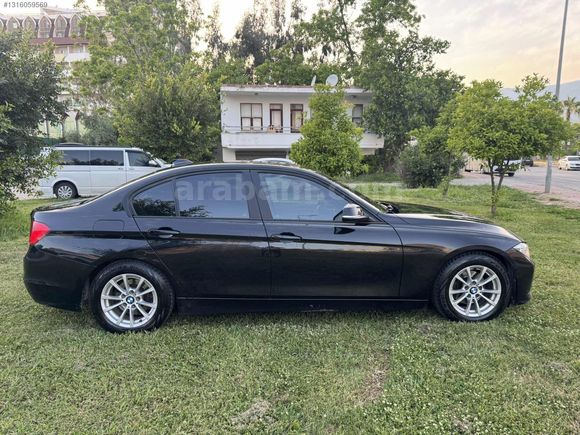 2013 Model 320i Sunrooflu