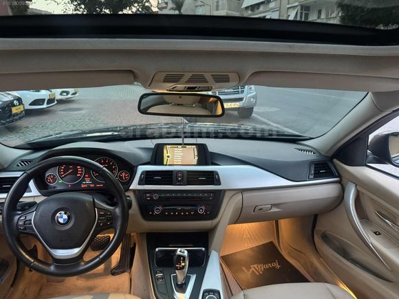 2013 Model 320i Sunrooflu