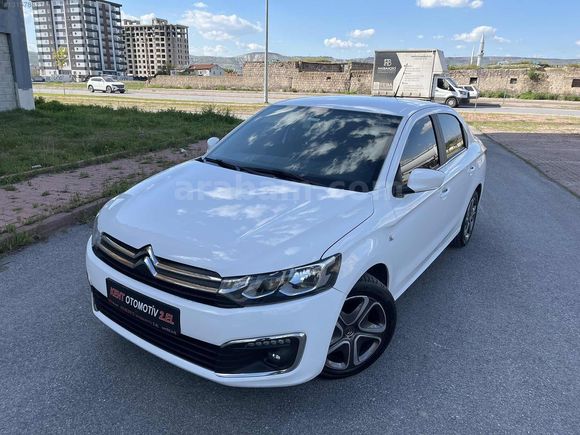 KENT OTOMOTİV 2.ELDEN 2017MODEL HATASIZ BOYASIZ 152KMDE 1.6SHINE