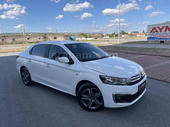 KENT OTOMOTİV 2.ELDEN 2017MODEL HATASIZ BOYASIZ 152KMDE 1.6SHINE