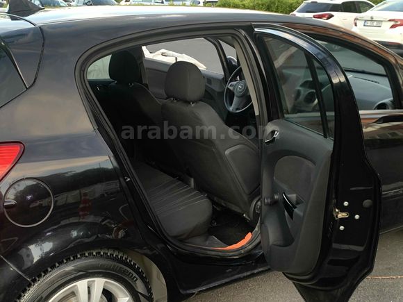 OPEL YETKİLİ SERVİS USTASINDAN TEMİZ CORSA