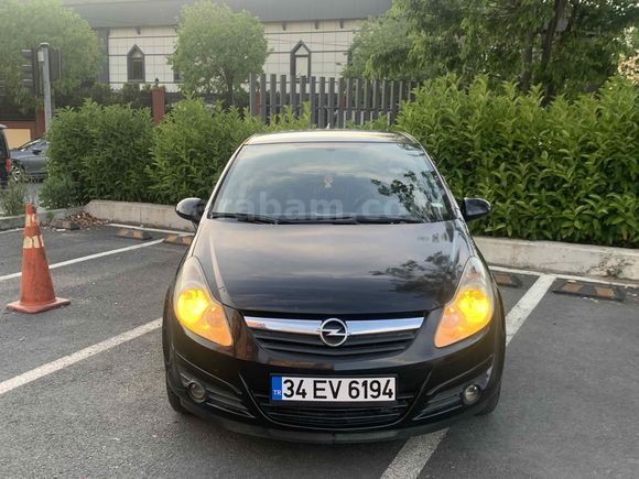 OPEL YETKİLİ SERVİS USTASINDAN TEMİZ CORSA