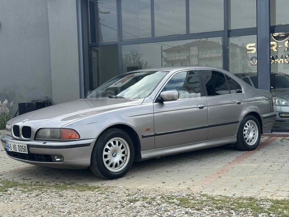 98 Model BMW E39 520iA Otomatik Orjinal 205 bin km