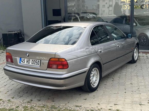 98 Model BMW E39 520iA Otomatik Orjinal 205 bin km