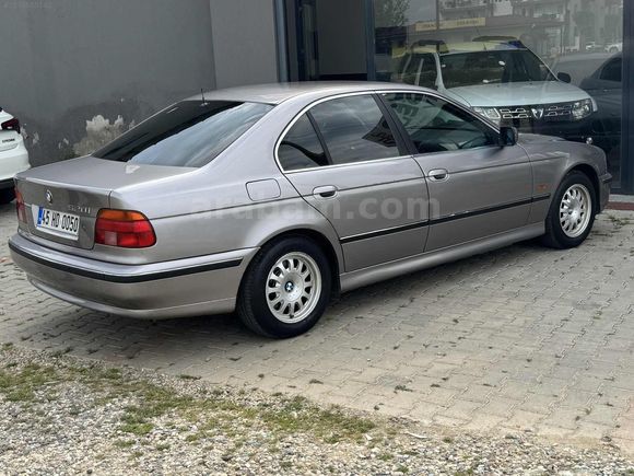 98 Model BMW E39 520iA Otomatik Orjinal 205 bin km