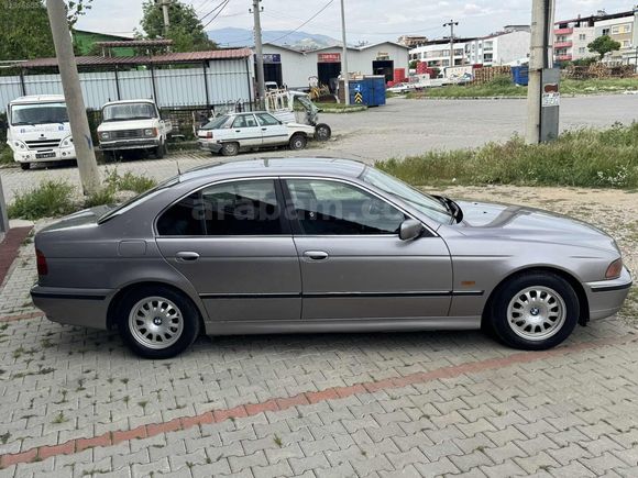 98 Model BMW E39 520iA Otomatik Orjinal 205 bin km