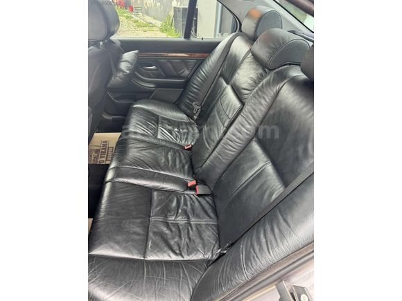 98 Model BMW E39 520iA Otomatik Orjinal 205 bin km