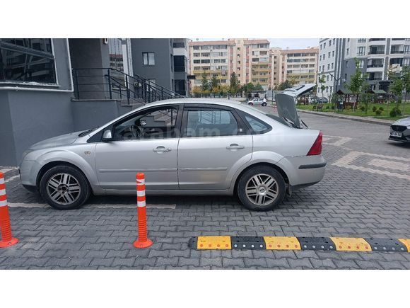 Sahibinden Ford Focus 1.6 TDCi Ghia 2006 Model