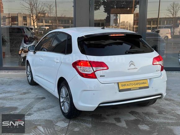 SNR AUTO'DAN CİTROEN C4 COMFORT PLUS OTOMATİK BAKIMLI