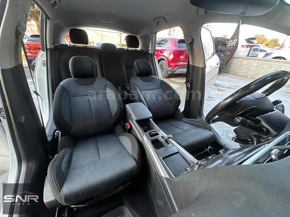 SNR AUTO'DAN CİTROEN C4 COMFORT PLUS OTOMATİK BAKIMLI