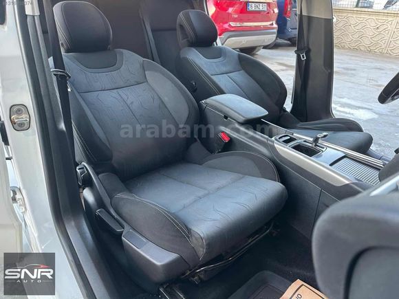 SNR AUTO'DAN CİTROEN C4 COMFORT PLUS OTOMATİK BAKIMLI