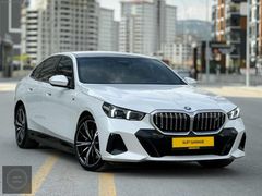 SUİT GARAGE 2023 MODEL 60 BİN KM'DE GARANTİLİ HATASIZ BOYASIZ