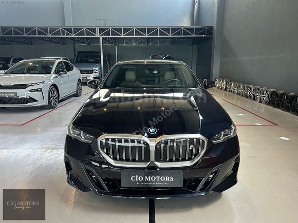 -CİO MOTORS-İ5 EDRIVE40 M SPORT-B&W-P.CAM TAVAN-19J-360-BAYİ-