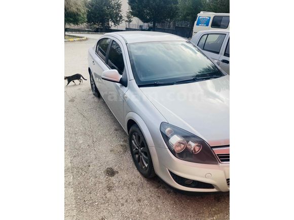 Sahibinden Opel Astra 1.6 Enjoy 111.Yıl 2010 Model 