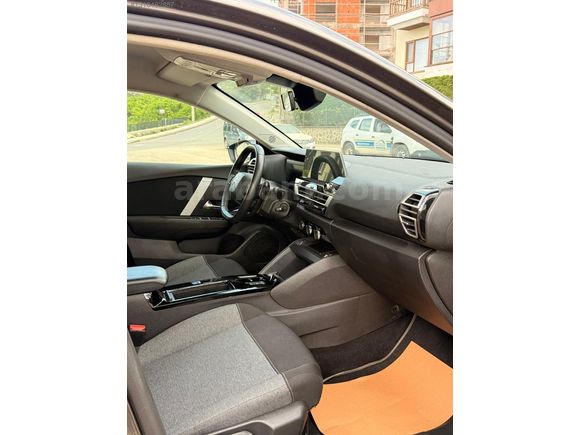 KK OTOMOTİV DEN 2024 MODEL C4 X 1.2 Puretech Feel Bold EAT8