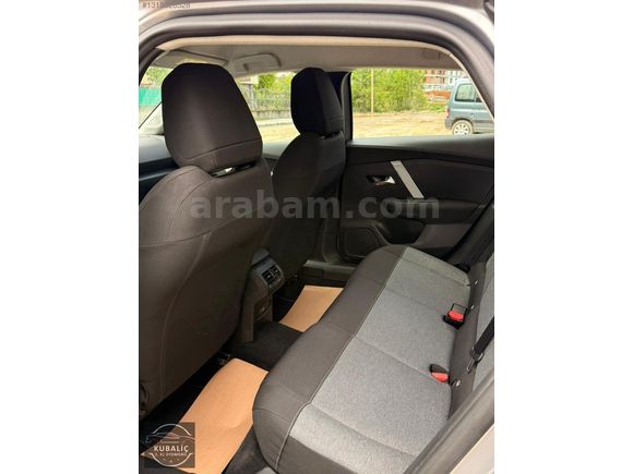 KUBALİÇ DEN 2024 MODEL C4 X 1.2 Puretech Feel Bold EAT8