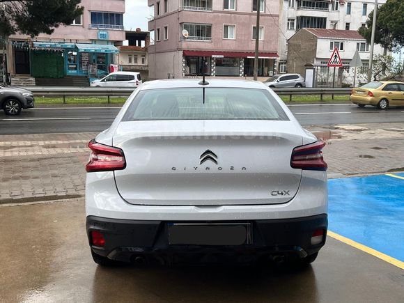 KK OTOMOTİV DEN 2024 MODEL C4 X 1.2 Puretech Feel Bold EAT8