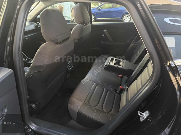 DUR AUTO HATASIZ BOYASIZ CAM TAVAN SERVİS BAKIMLI GARANTİLİ