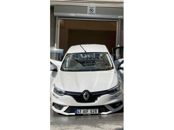 Sahibinden Renault Megane 1.6 Joy 2018 Model İstanbul 68.000 km Beyaz
