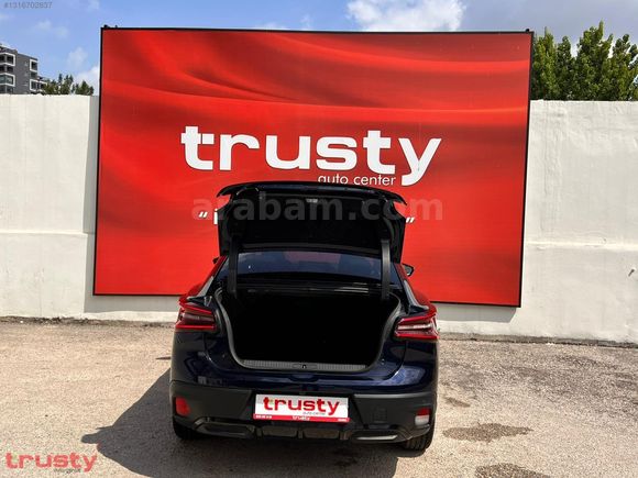 TRUSTY ONATÇA'DAN CİTROEN E-C4 X