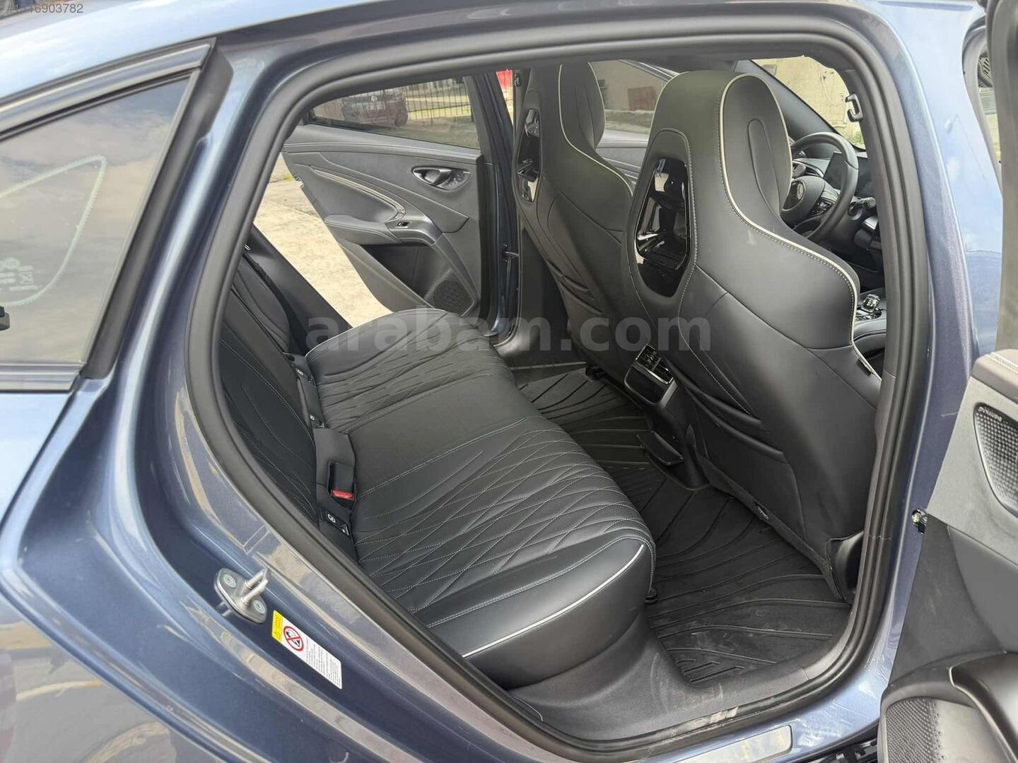 Galeriden BYD Seal Design 2025 Model İstanbul 22.000 km Gri 3