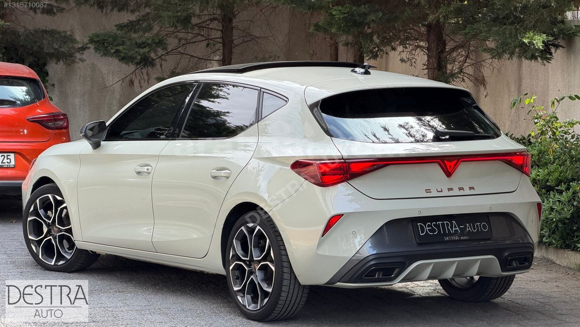 Galeriden Cupra Leon 1.5 eTSI Standart 2024 Model İstanbul 33.932 km Gri 6