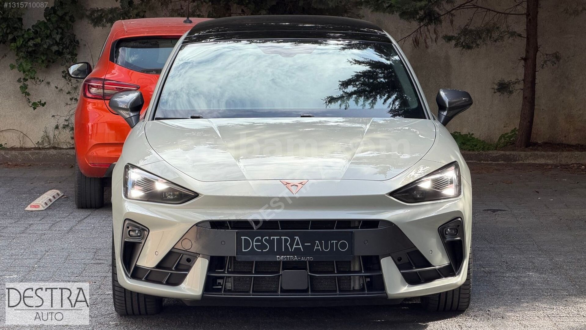 Galeriden Cupra Leon 1.5 eTSI Standart 2024 Model İstanbul 33.932 km Gri 2
