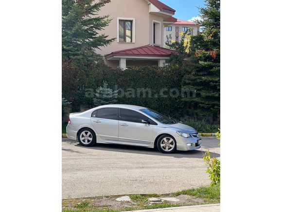 Sahibinden Honda Civic 1.6i VTEC Dream 2007 Model 