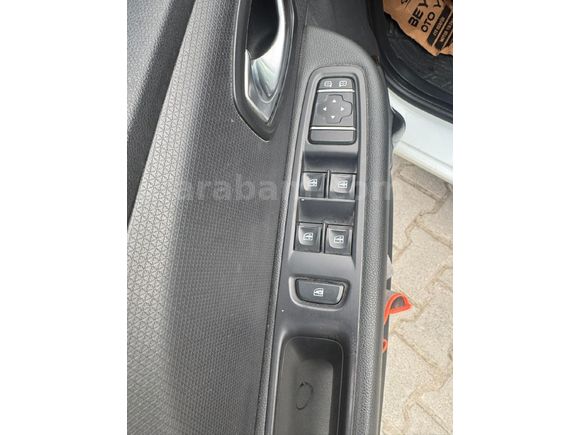 Hatasız Cam Tavan Clio 4