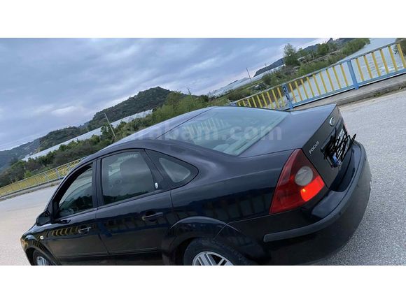 Sahibinden Ford Focus 1.6 TDCi Ghia 2006 Model 
