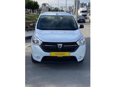 TEMİZ BAKIMLI OTOMOBİL 7 KOLTUK