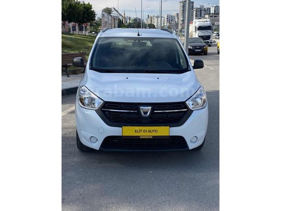 TEMİZ BAKIMLI OTOMOBİL 7 KOLTUK