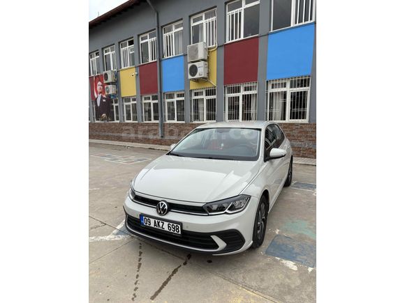 İlk sahibi öğretmenden Volkswagen Polo 1.0 Life 2023 Model 16.500 km AscotGri
