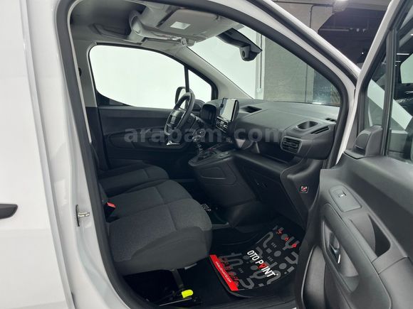 otomobil Fiat Doblo Cargo 1.5 BlueHDİ Maxi